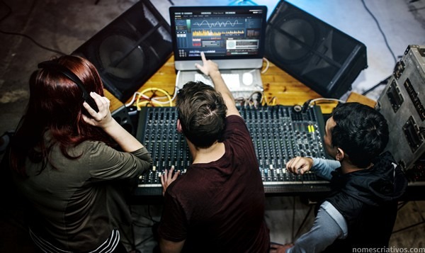 Nomes grupos producao musical