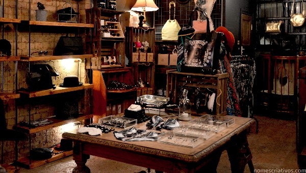 Nomes antiquarios