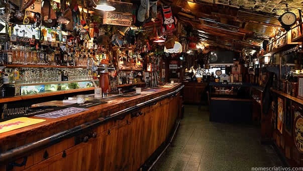 Nomes saloon