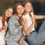 75 Nomes Criativos para Trios de Amigas Nomes trio amigas