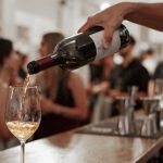 150 Nomes Criativos para Pub de Vinhos Nomes bares vinho